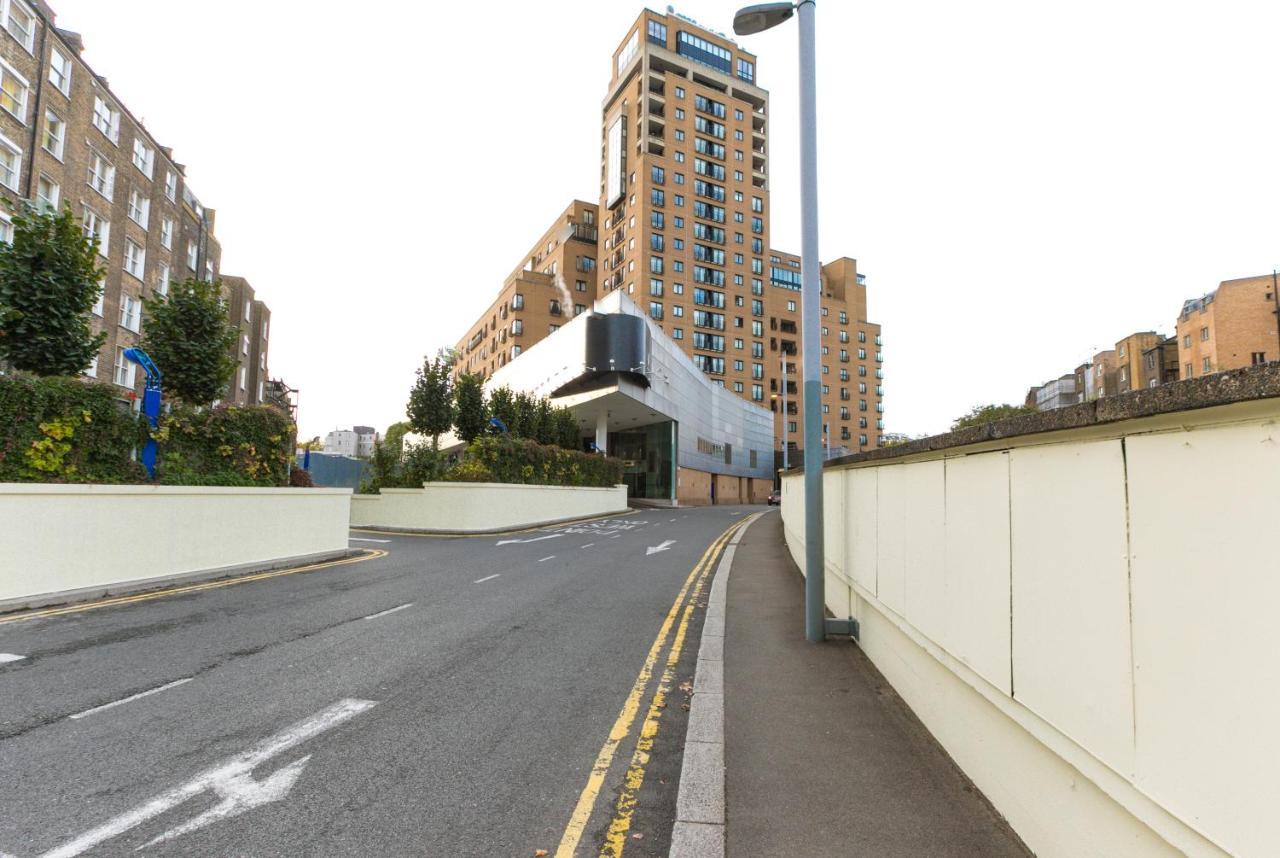 Point West Apartments Londra Dış mekan fotoğraf