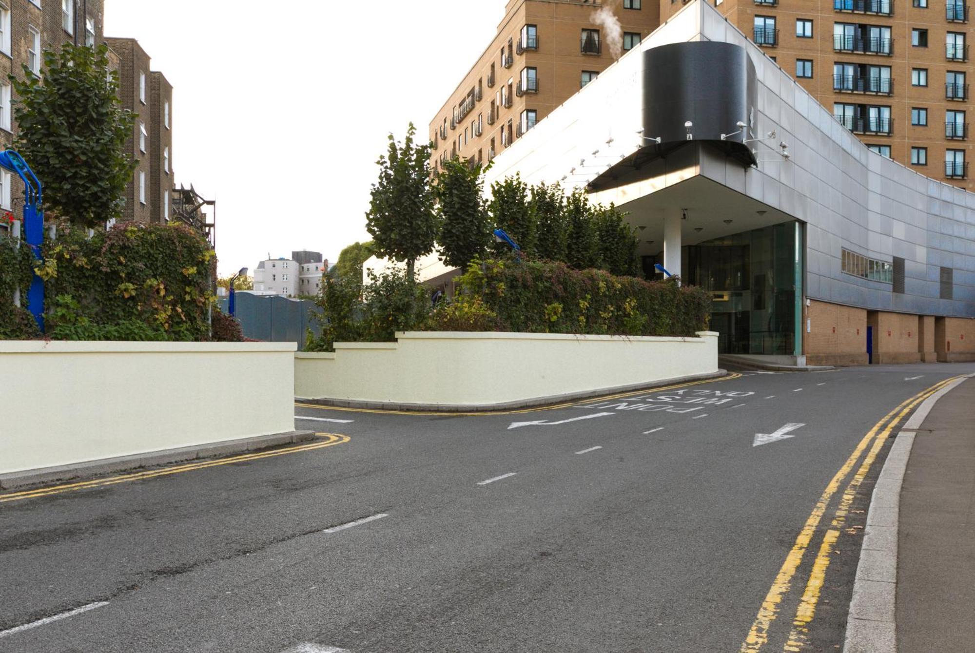 Point West Apartments Londra Dış mekan fotoğraf