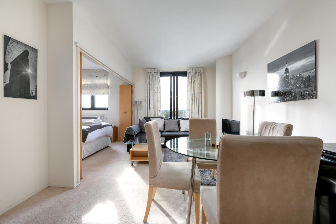 Point West Apartments Londra Dış mekan fotoğraf
