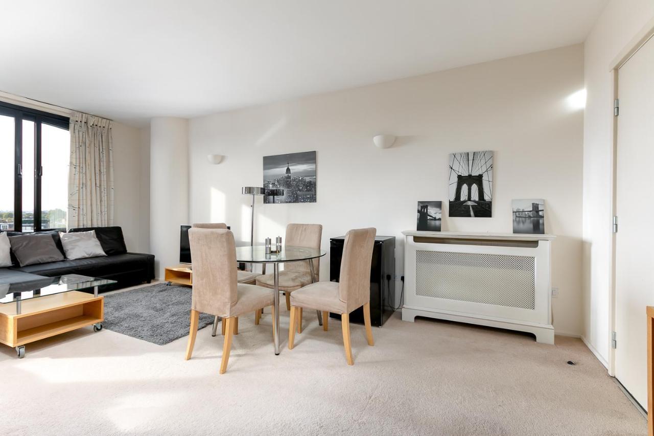 Point West Apartments Londra Dış mekan fotoğraf
